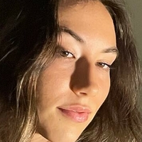 Tessa May Çıplak