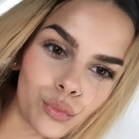 tiahlawalsh29 Çıplak