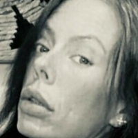 trashley_anonymous Çıplak