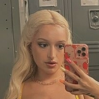 Valentine Jade Çıplak