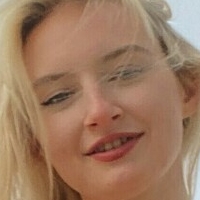 Valery Jones Çıplak