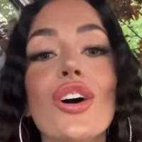 Vanessa Brahimi Çıplak