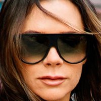 Victoria Beckham Çıplak