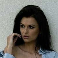 Xenia Inez Çıplak