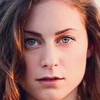 Yael Gayaa Çıplak