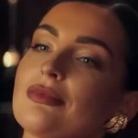 Yana Anosova Çıplak