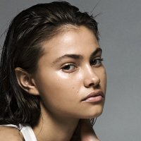 Yara Khmidan Çıplak