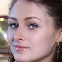 Yarina A Çıplak