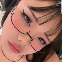 yinahomefi Çıplak