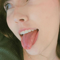 yorsuccubus.uwu Çıplak