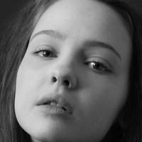 Yuliya Khlynina Çıplak