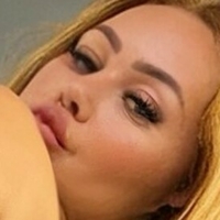 Yumi Luz Çıplak