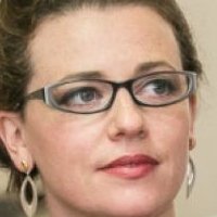 Yvonne Ross Çıplak
