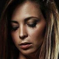 Zana Salobir Çıplak