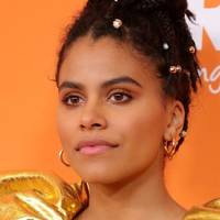 Zazie Beetz Çıplak