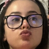 Zoe Hopfer Çıplak