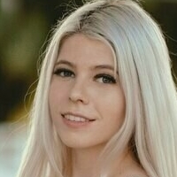 zoeybrooks18 Çıplak